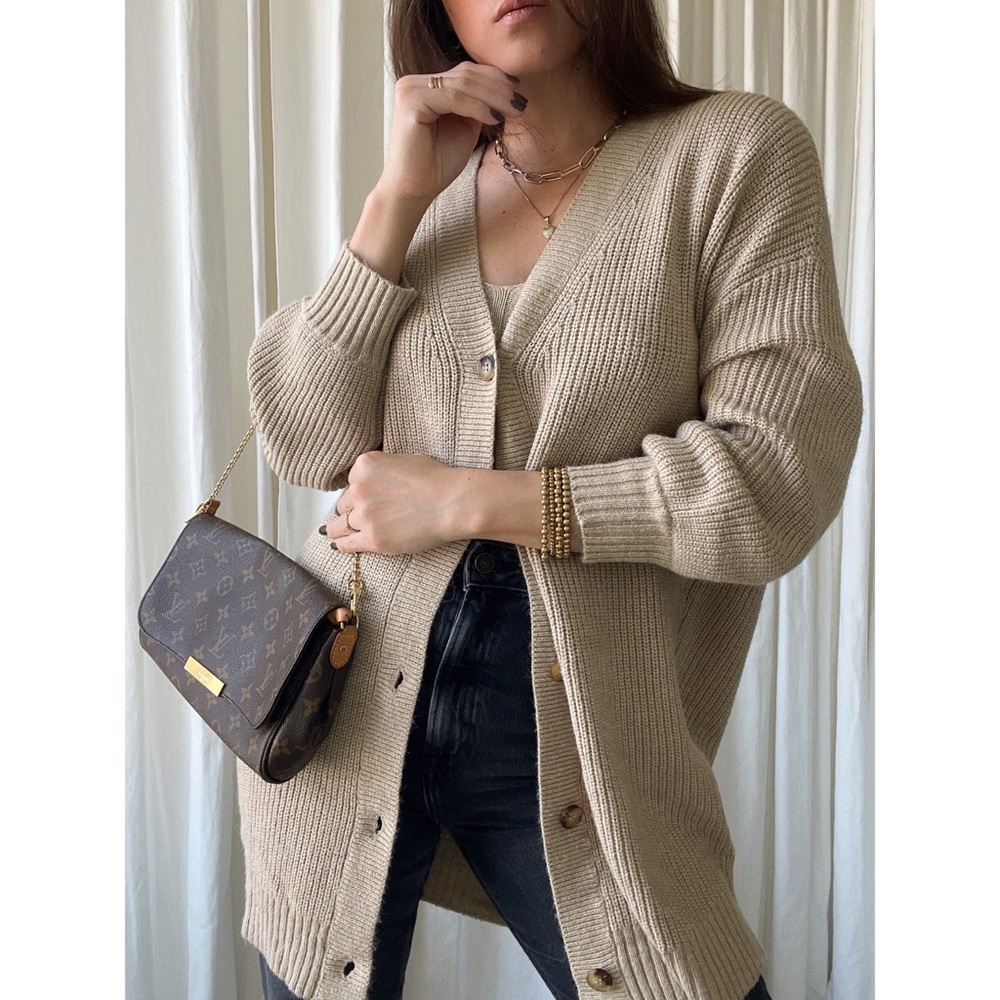 Size L • CARDIGAN two-piece knitted cardigan — In Beige